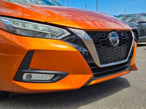 Used 2020 Nissan Sentra SR FWD image 2