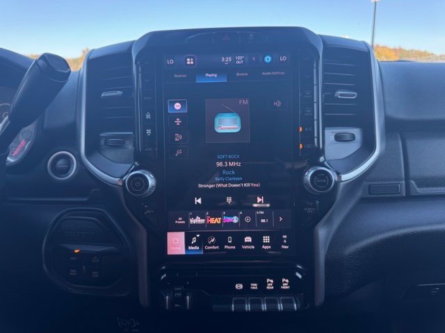 Used 2025 RAM 2500 Big Horn AWD/4WD image 30