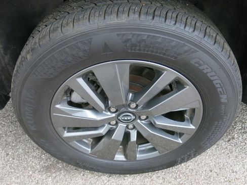 Used 2024 Nissan Pathfinder SV w/ Cargo Package image 34