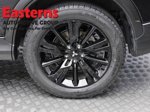 Used 2024 Mitsubishi Eclipse Cross AWD image 8