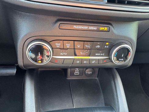 Used 2024 Ford Escape Active image 28