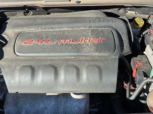 Used 2016 Jeep Renegade Trailhawk w/ Cold Weather Group AWD/4WD image 32