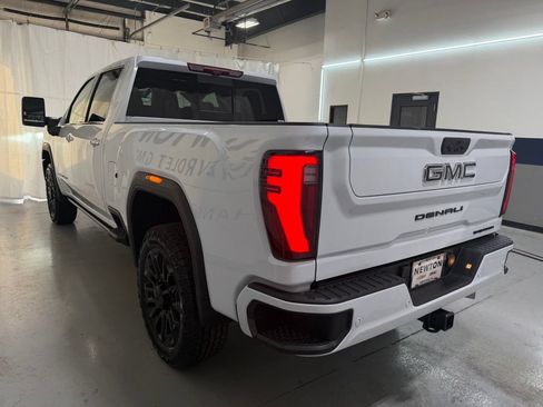 New 2026 GMC Sierra 2500 Denali w/ Denali Reserve Package AWD/4WD image 37