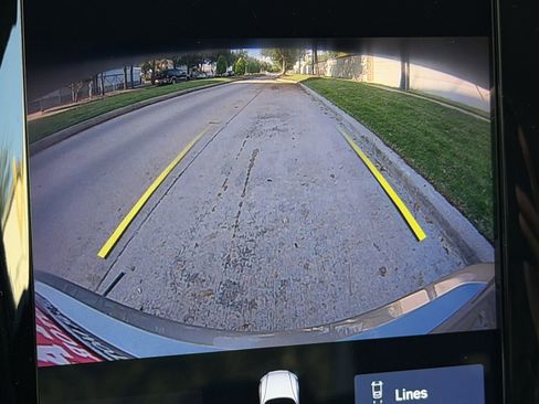 Used 2019 Volvo S60 T5 Momentum w/ Premium Package image 6