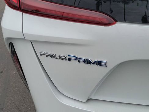Used 2021 Toyota Prius Prime XLE FWD image 20
