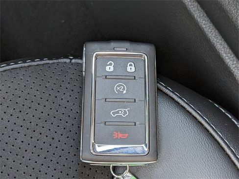 New 2025 Jeep Grand Cherokee Altitude image 25