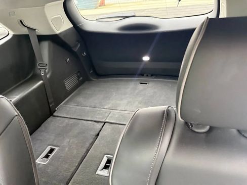 Used 2019 Buick Enclave Avenir w/ Trailering Package, 5000 lbs. AWD/4WD image 15