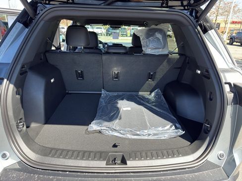 New 2026 Chevrolet Equinox LT w/ Convenience Package II image 25