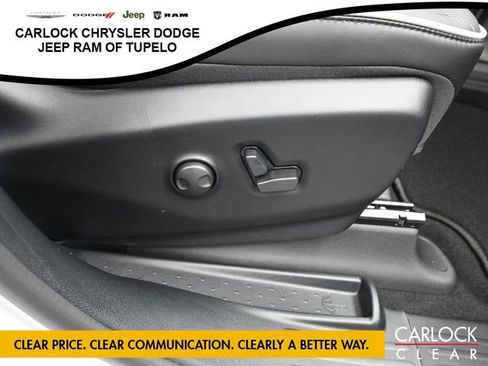 New 2026 Chrysler Pacifica Limited w/ Uconnect Theater Family Group image 50