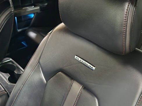 Used 2022 Ford F250 Platinum w/ FX4 Off-Road Package image 32