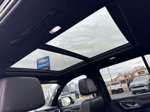 Used 2021 Chevrolet Tahoe Z71 w/ Z71 Signature Package image 17