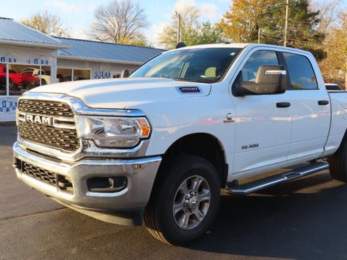 Used 2024 RAM 2500 Big Horn image 9