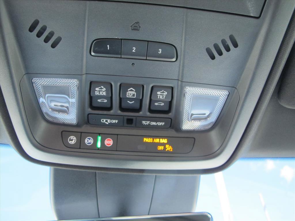 Used 2024 Cadillac XT4 Premium Luxury w/ Technology Package FWD image 20
