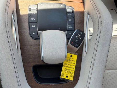 Used 2022 Mercedes-Benz GLE 450 4MATIC image 28