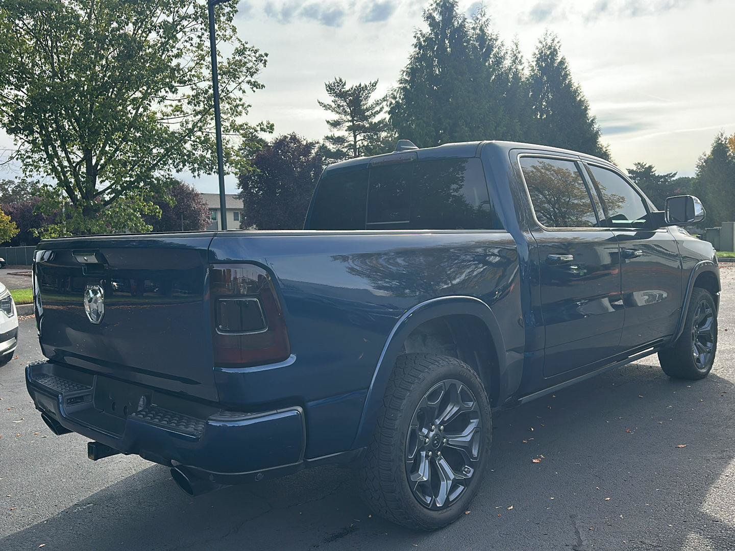 Used 2019 RAM 1500 Limited AWD/4WD image 4