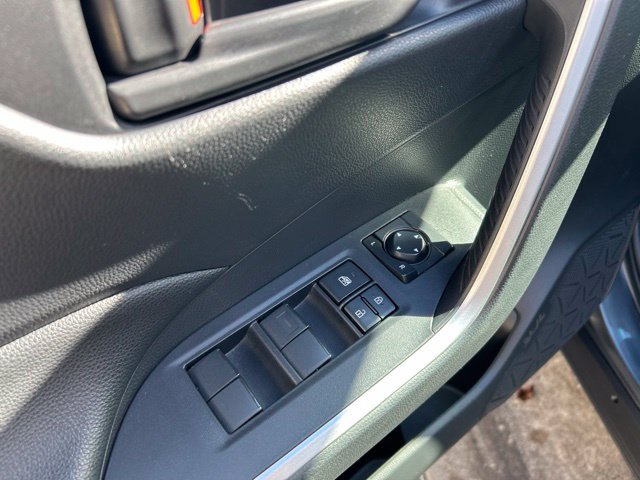 Used 2017 Toyota Highlander Limited w/ Protection Package #3 AWD/4WD image 16
