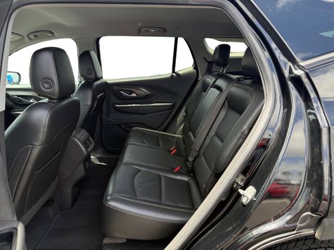 Used 2019 GMC Terrain SLT w/ Preferred Package FWD image 16
