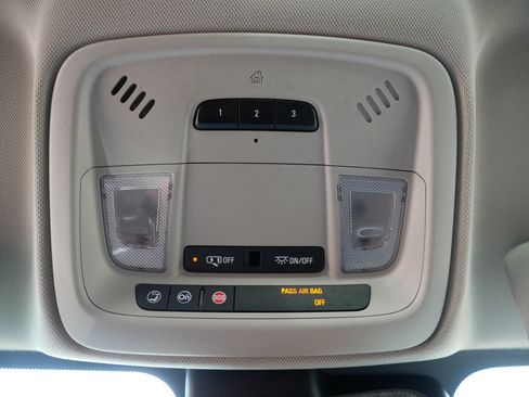 Used 2018 Buick LaCrosse Premium FWD image 33