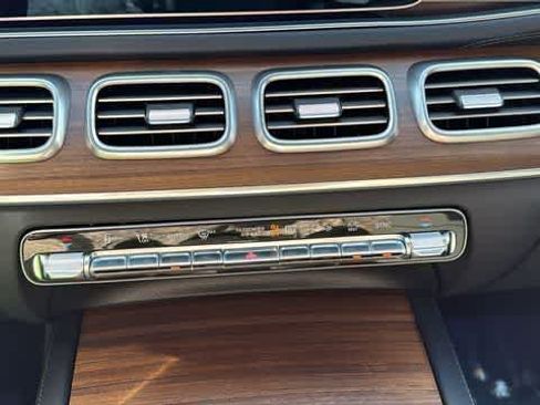 Certified 2026 Mercedes-Benz GLE 350 4MATIC image 24