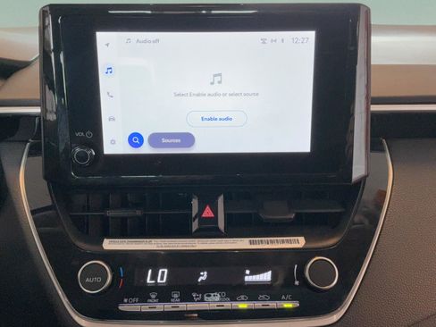 Used 2024 Toyota Corolla LE FWD image 19