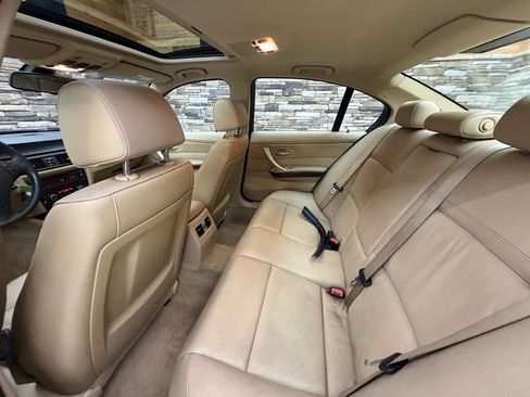 Used 2011 BMW 328i xDrive Sedan image 25