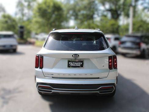 Used 2021 Kia Sorento S w/ Panoramic Sunroof Package FWD image 8