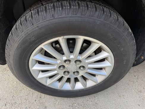 Used 2012 Buick Enclave Leather AWD/4WD image 43