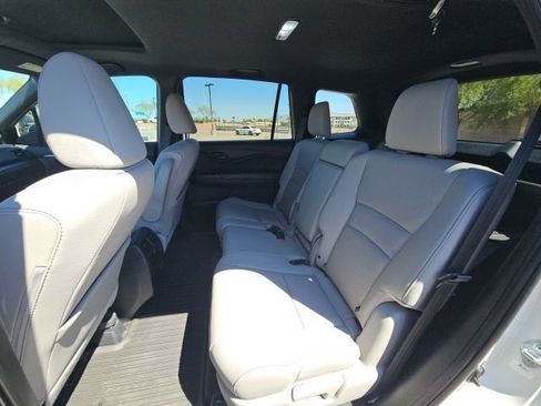 Certified 2023 Honda Passport EX-L image 9