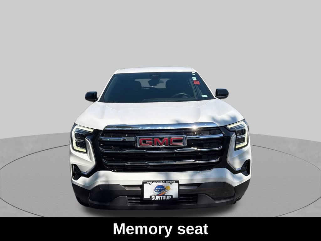 Used 2025 GMC Terrain Elevation AWD/4WD image 10
