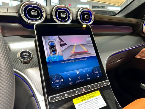 New 2026 Mercedes-Benz GLC 300 4MATIC image 11