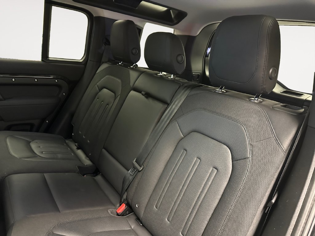 Used 2020 Land Rover Defender 110 S AWD/4WD image 13