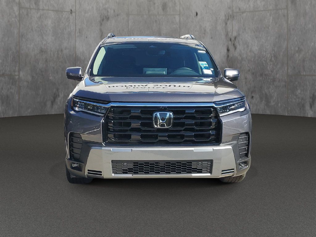 New 2026 Honda Pilot Touring image 2