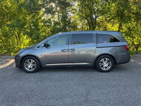 Used 2013 Honda Odyssey EX-L image 4