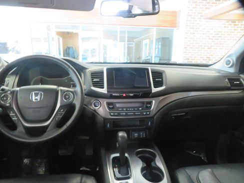 Used 2017 Honda Pilot EX-L image 49