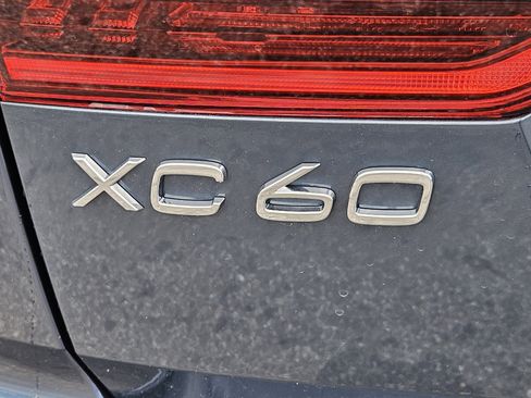 New 2026 Volvo XC60 B5 Core w/ Protection Package image 11