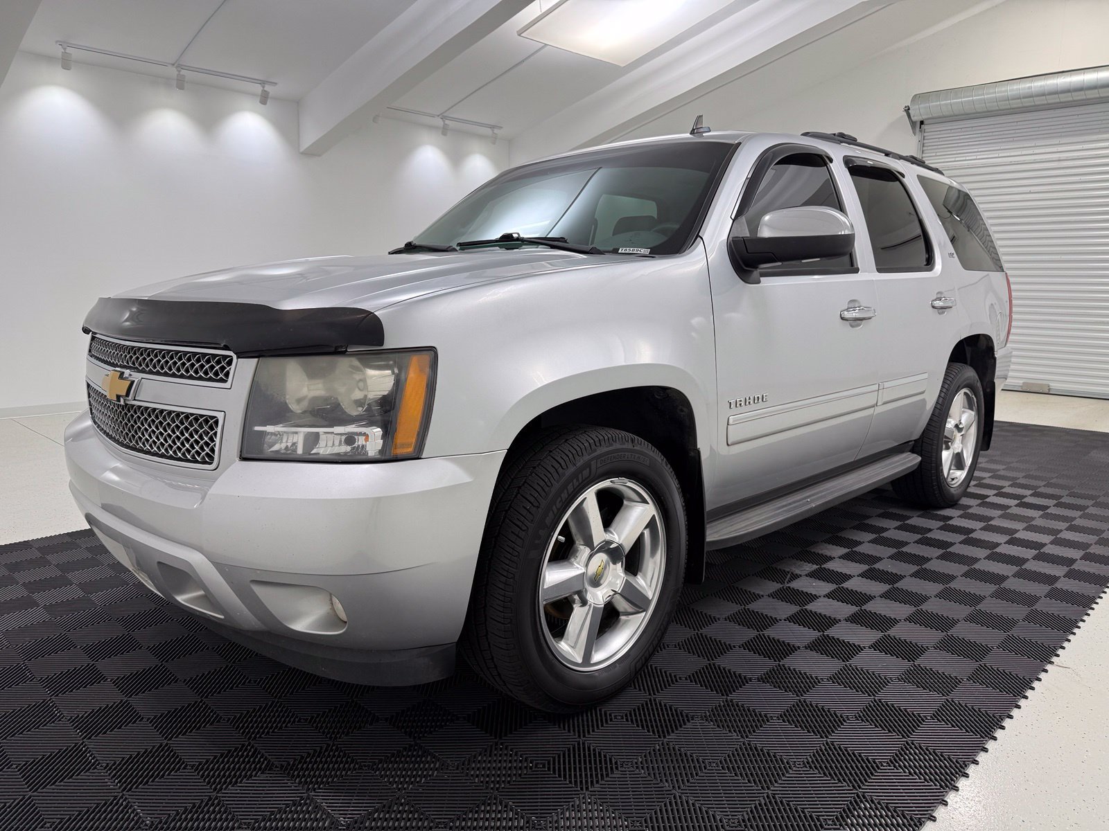 Used 2012 Chevrolet Tahoe LTZ AWD/4WD image 3