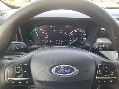 Used 2022 Ford Maverick XLT image 9