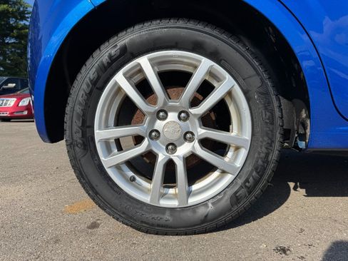 Used 2016 Chevrolet Sonic LT w/ Wheels and Fog Lamp Package FWD image 13