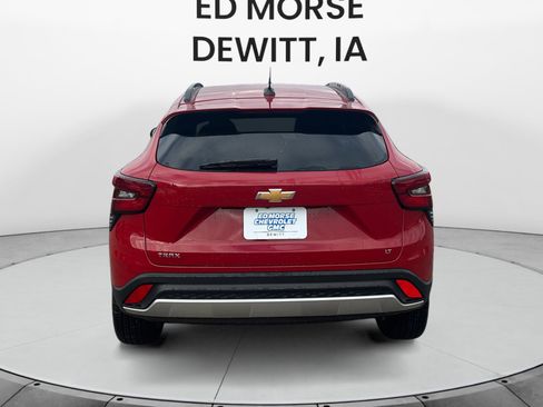 Used 2026 Chevrolet Trax LT image 4