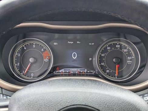 Used 2016 Jeep Cherokee Limited FWD image 11