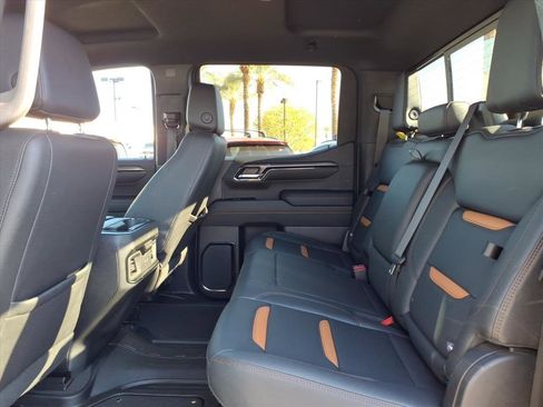 Used 2023 GMC Sierra 1500 AT4 w/ AT4 Premium Package image 15