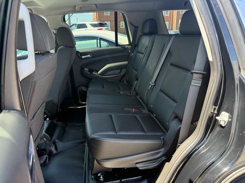 Used 2020 Chevrolet Tahoe 2WD image 16