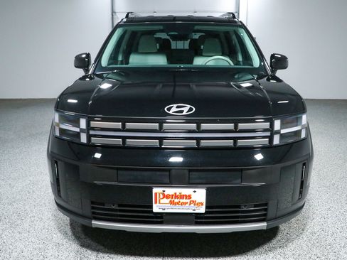 Used 2025 Hyundai Santa Fe SEL FWD image 4