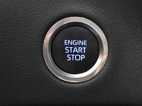 Used 2024 Toyota Tundra Limited AWD/4WD image 19
