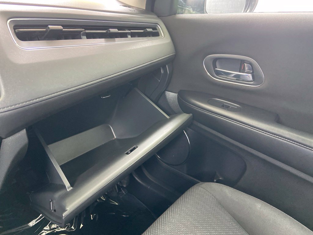 Used 2017 Honda HR-V EX image 29