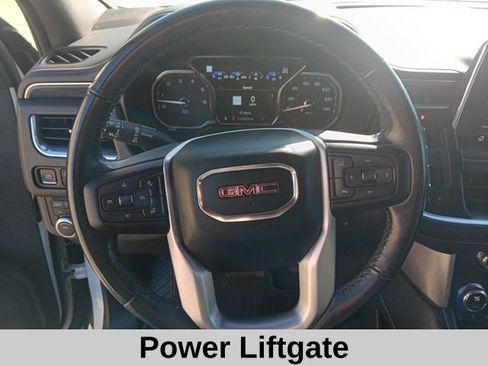 Used 2021 GMC Yukon SLT w/ SLT Premium Package image 11