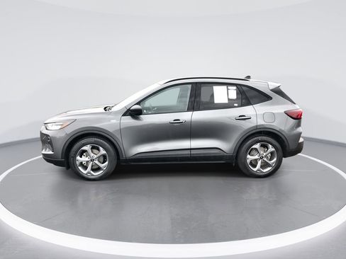 Used 2025 Ford Escape ST-Line w/ Equipment Group 301A image 5
