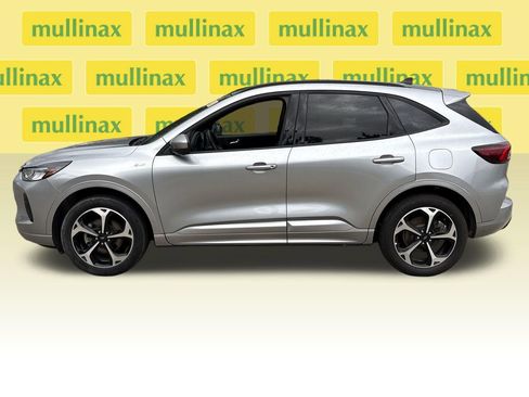 Used 2023 Ford Escape ST-Line Select w/ Tech Pack #2 AWD/4WD image 11