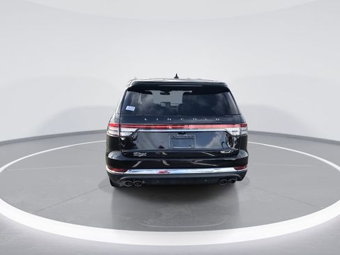 Used 2023 Lincoln Aviator Reserve w/ Elements Package Plus image 7