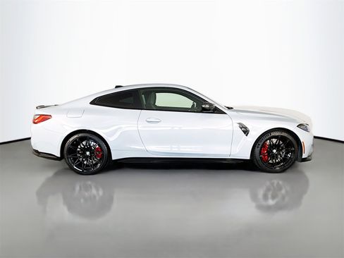 Certified 2022 BMW M4 Competition w/ Executive Package image 8